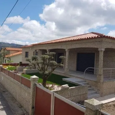 וילה Casa Do Penedo Gordo
